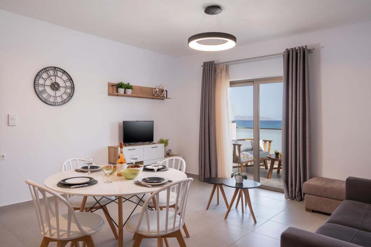 Indigo Blue Seaside Deluxe Apartments Kíssamos Buitenkant foto