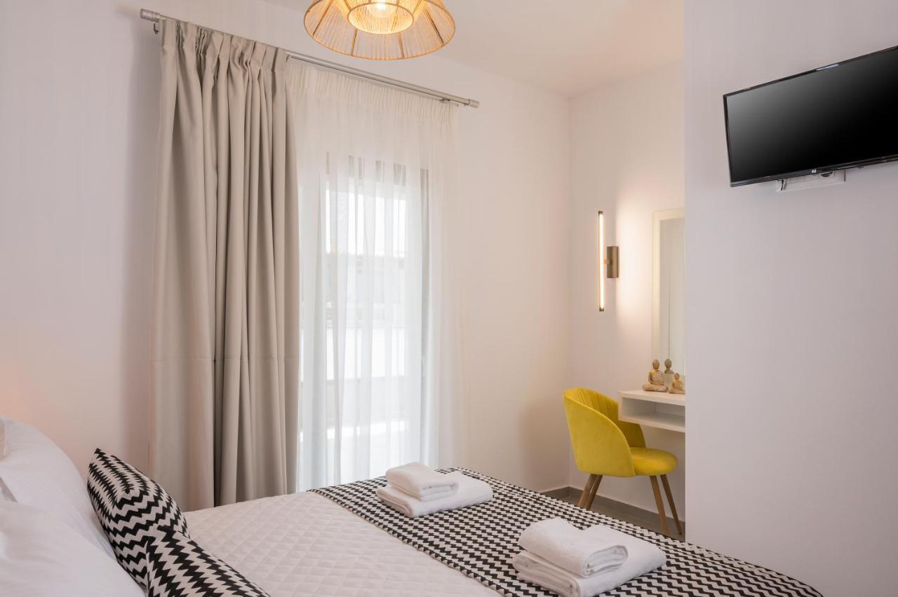 Indigo Blue Seaside Deluxe Apartments Kíssamos Buitenkant foto