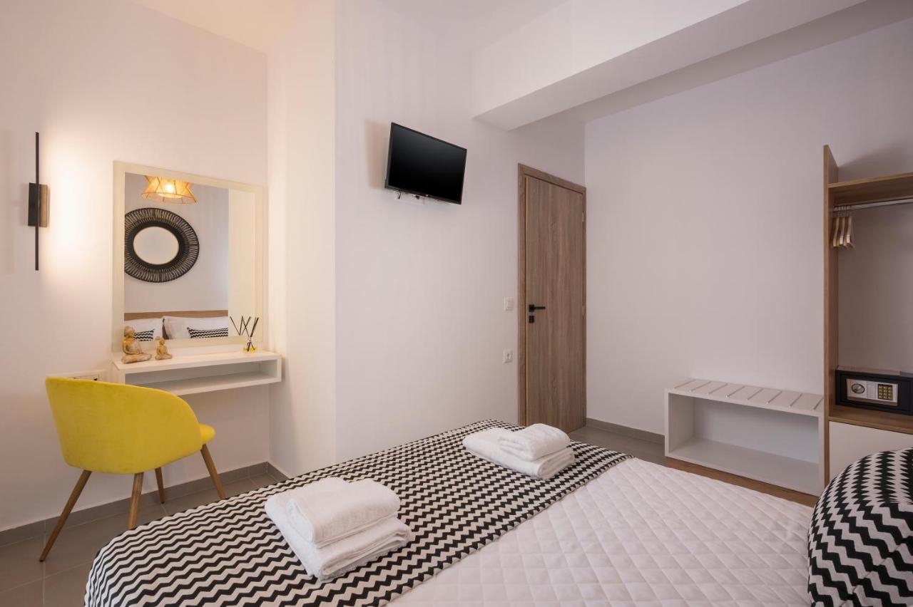 Indigo Blue Seaside Deluxe Apartments Kíssamos Buitenkant foto