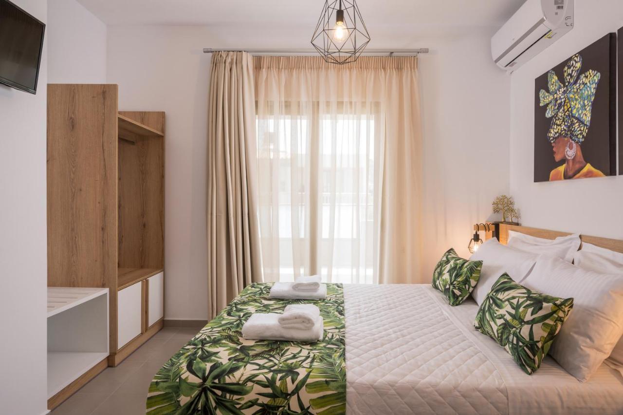 Indigo Blue Seaside Deluxe Apartments Kíssamos Buitenkant foto