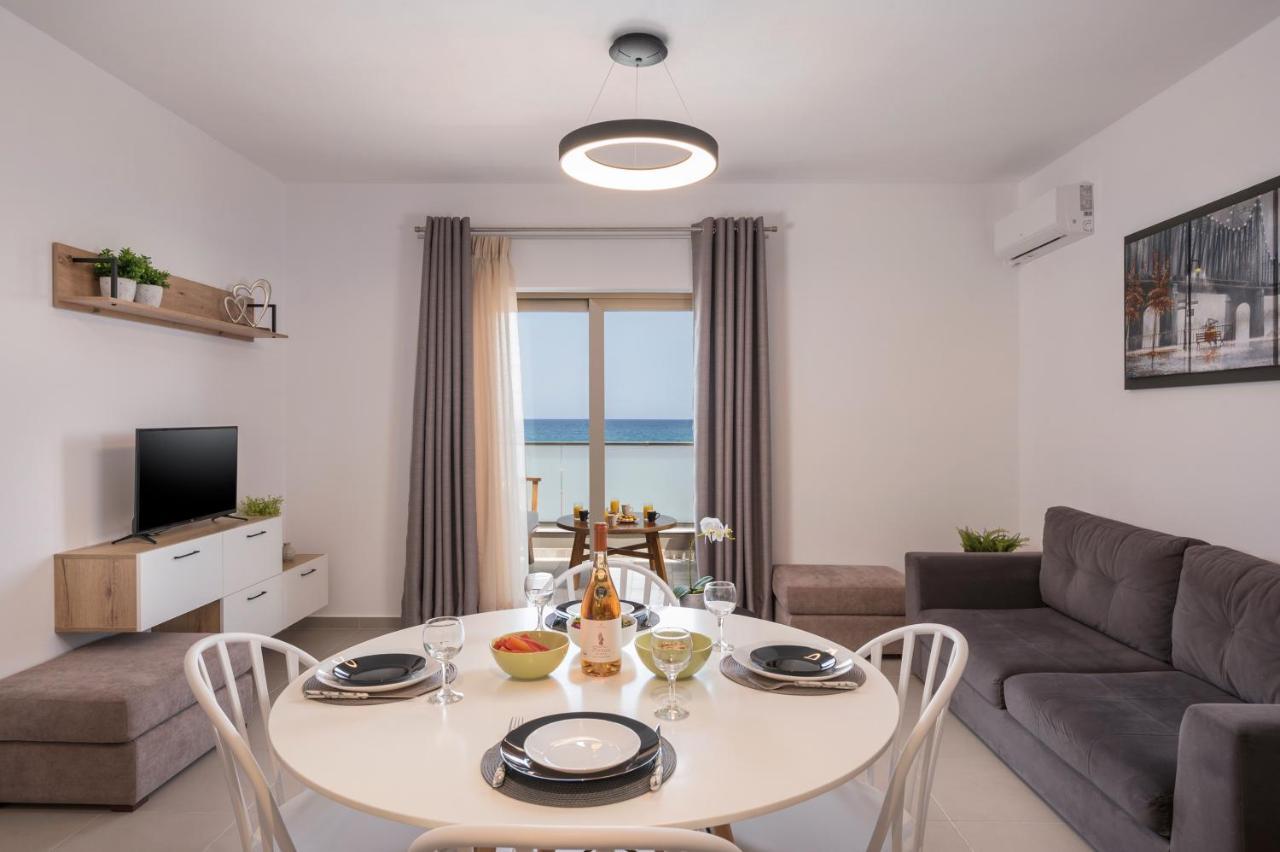Indigo Blue Seaside Deluxe Apartments Kíssamos Buitenkant foto