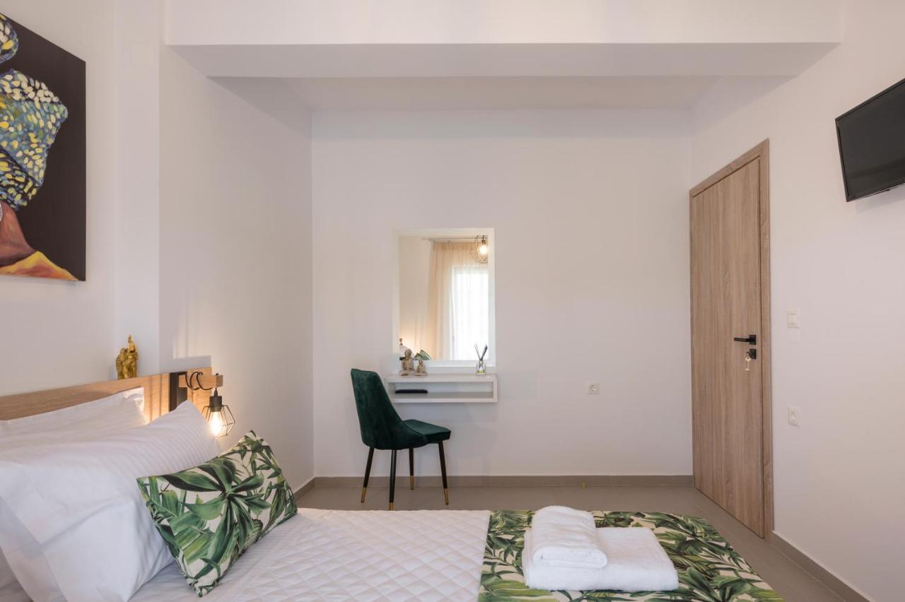 Indigo Blue Seaside Deluxe Apartments Kíssamos Buitenkant foto